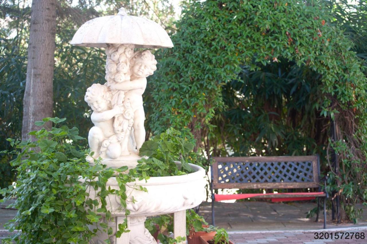 Villa Dei Romanzi Tortoreto Exteriér fotografie