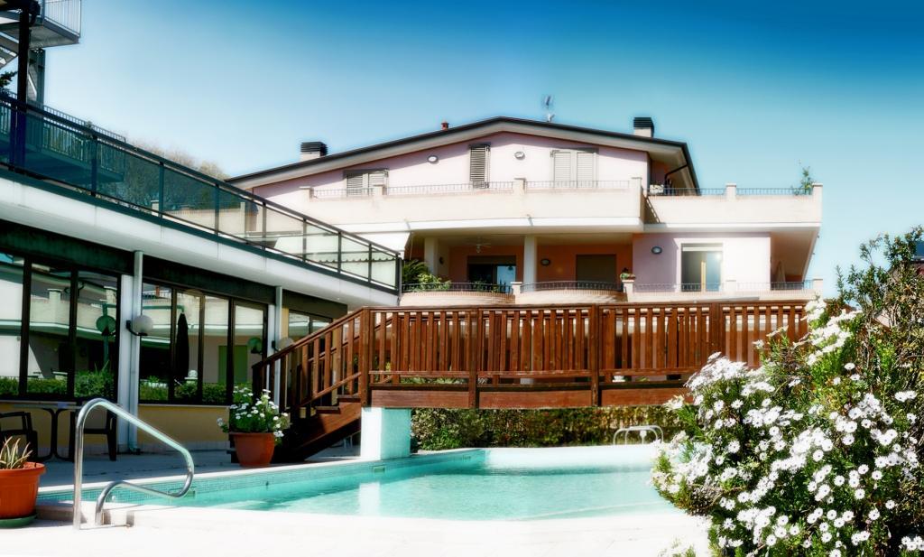 Villa Dei Romanzi Tortoreto Exteriér fotografie